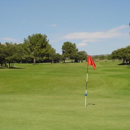 Madame Vacances - Residence Du Golf D'Armagnac Eauze Rom bilde